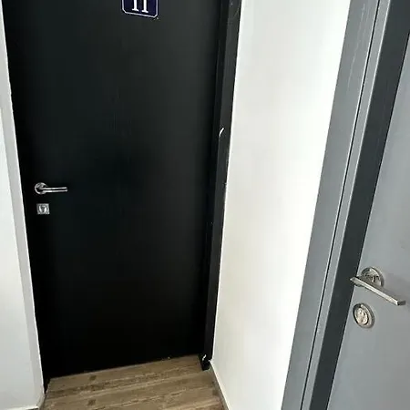 Host Elios Apartment Tirana